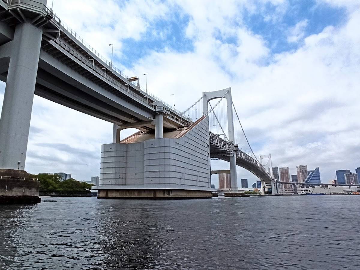 Amphibious Bus by Tokyo Ducktour® Splash Point