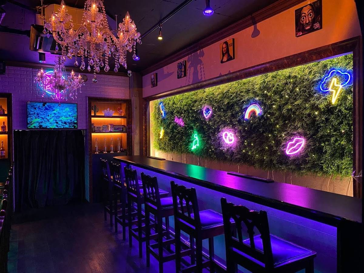 Cafe&Bar Lip Bounce