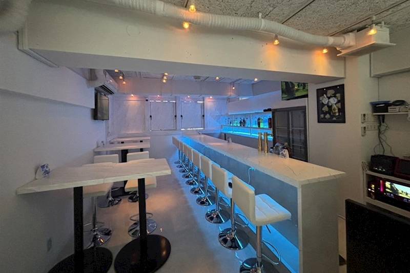 Girls Bar ROOM