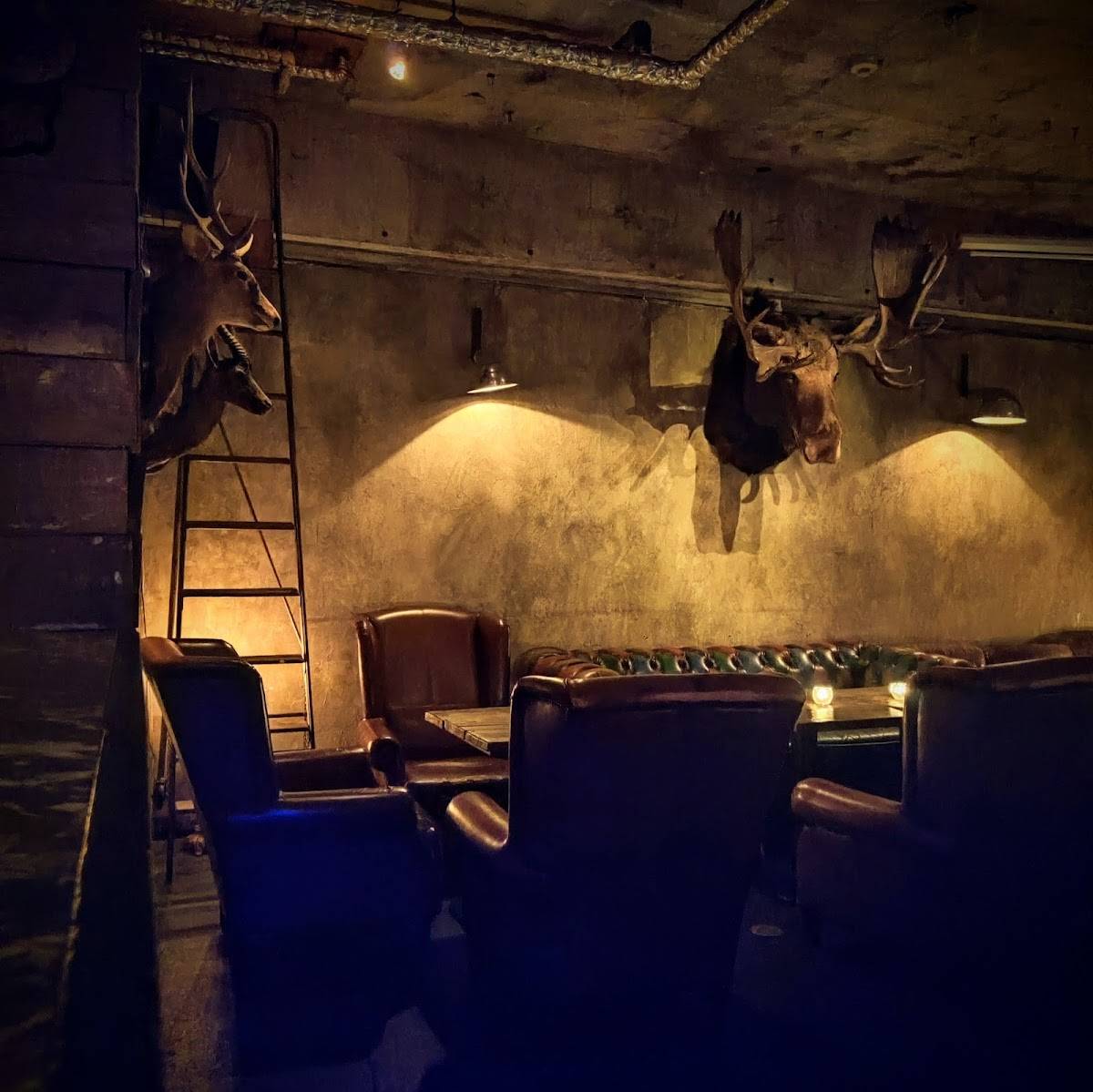 Industrial Lounge 205