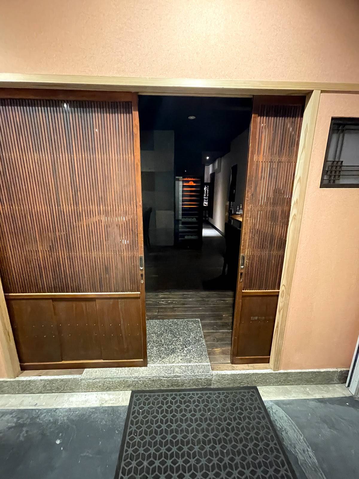 Kakurega Teppan Obu