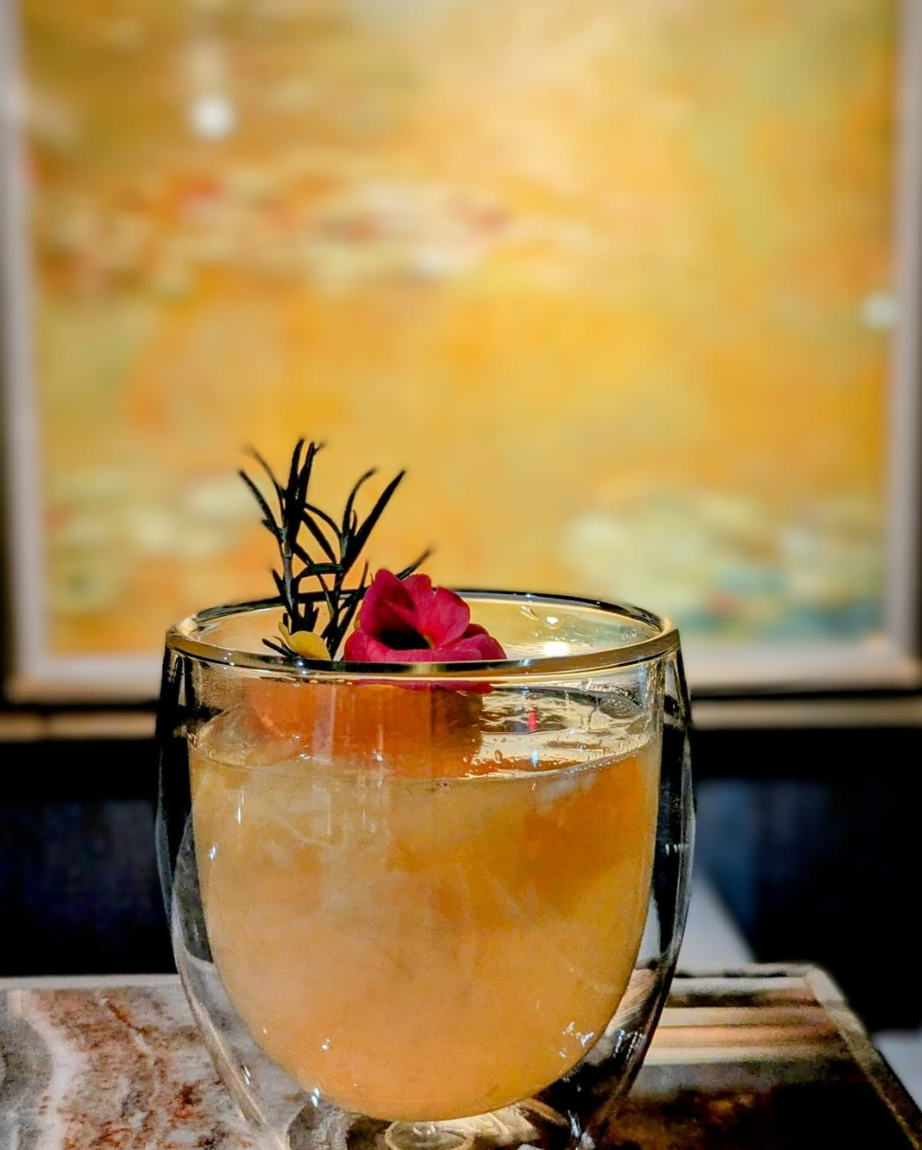 MIXOLOGY Bar Impression