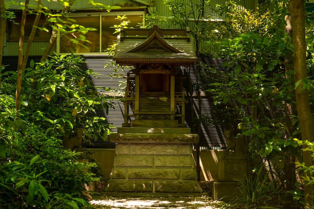 Yasuhira Shrine
